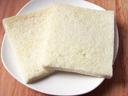 Cách làm món bánh mì sandwich cuộn trứng nhanh gọn, hấp dẫn - Hình 3